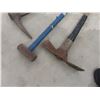 Image 2 : 2 Picks + Sledge Hammer 
