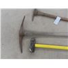Image 2 : 2 Picks + Sledge Hammer 