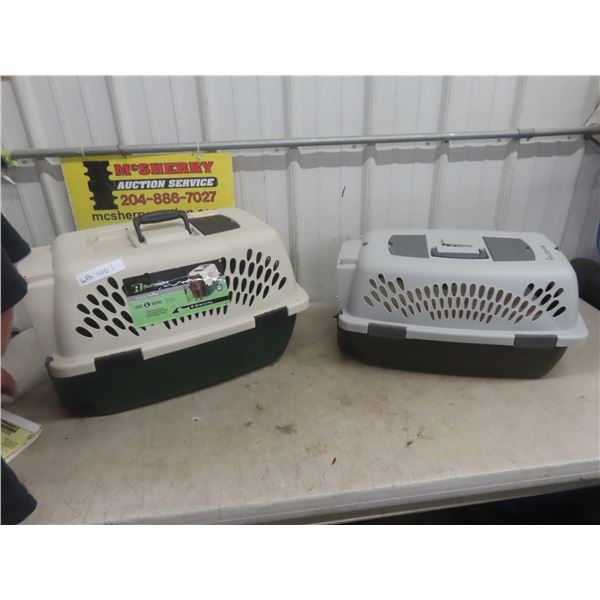 2 Piece Kennels 1) Ruffmax 10lb-20lb 1)