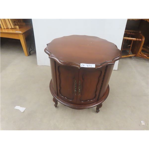 22" End Table 24" Diameter