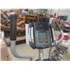 Image 3 : Epic 790HR Eliptical Machine 