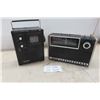 Image 1 : 2 Portable Radios 