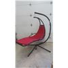 Image 2 : Self Standing Hanging Lounger 