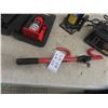 Image 5 : Battery Charger, 20 Ton Hydraulic Jack, 4 Ton Hydraulic Jack, Car Club