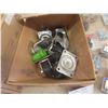 Image 2 : Castors, Hardware, Screws, Nails + 