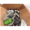 Image 7 : Castors, Hardware, Screws, Nails + 