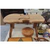 Image 5 : 2 Wood Coat Racks Pictures Stool Key Hook and More
