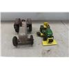 Image 2 : Metal Tractor and John Deere L110 Garden Tractor 