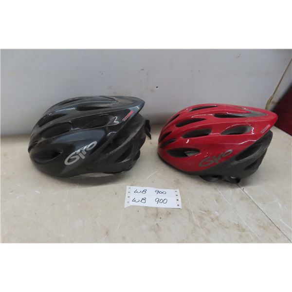2 Bicycle Helmets