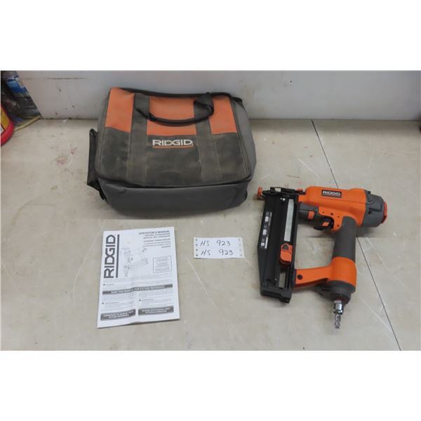 New Ridgid Air Straight Finish Nailer with Manual and Bag 
