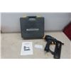 Image 1 : Mastercraft Air Finishing Nailer with Case and Manual