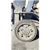 Image 8 : TOYOTA EZ LOADER 25 PROPANE FORKLIFT - 42-6FGCU25 - SIDE SHIFT, 4900 LBS MAX LOAD CAPACITY, 5 BACK