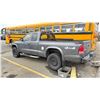 Image 3 : 2004 DODGE DAKOTA 4X4 2 DOOR PICK UP GREY VIN 1D7HG32N84S745992