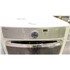 Image 2 : MAYTAG MAXIMA XL STEAM FRONT LOAD DRYER