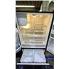 Image 2 : FRENCH DOOR FRIDGE WITH ROLLOUT FREEZER & WATER/ICE DISPENSER 36"W