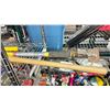 Image 2 : PRACTICA SHOVEL & 2 TASK QUICK SUPPORT RODS