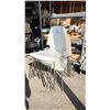 Image 1 : (7) STACKING CHAIRS