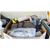 Image 2 : PALLET OF ASSORTED ITEMS INCLUDING; PILLOWS, AIR MATTRESS, YOUTH SOCCER NET & MORE (UNKNOWN WORKING