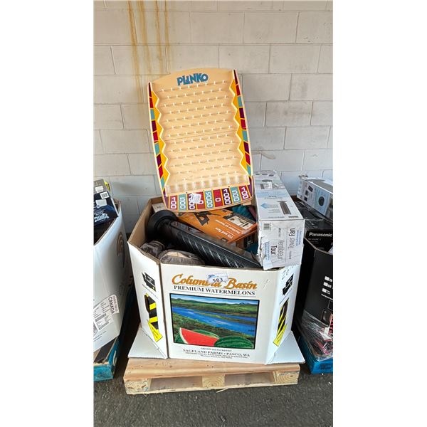 PALLET OF ASSORTED ITEMS INCLUDING; TOWER FANS, TV ALL MOUNT, PLINKO BOARD & MORE (UNKNOWN WORKING