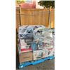 Image 1 : PALLET OF ASSORTED ITEMS INCLUDING; AIR FRYERS, PERCUSSION MASSAGER, STRING LIGHTS & MORE (UNKNOWN