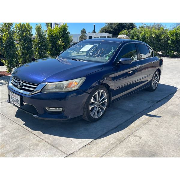 HOND ACCORD 2013 SALV/T-REPO-SMOG-2 DAYS