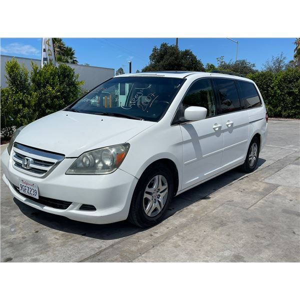 HOND ODYSSEY 2007 O/S-T-SALV 2 DAYS