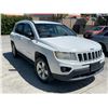 Image 2 : JEEP  COMPASS 2011 O/S TITLE 2 DAYS