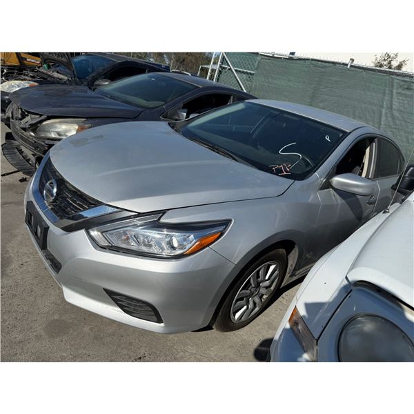 NISS ALTIMA 2017 T-TMU 2 DAYS