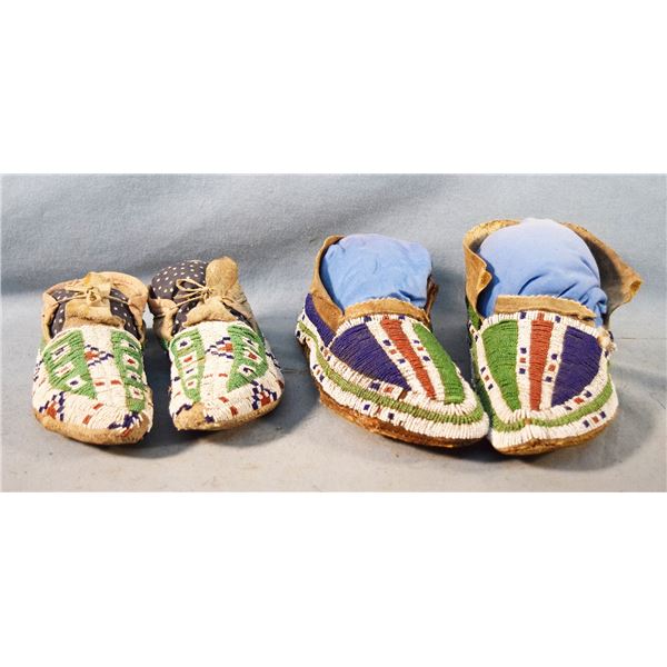 (2) Pair of beaded Northern Plains Indian moccasins, 7.5" long & 9.5" long