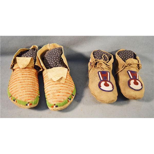 (2) Pair of beaded Northern Plains Indian moccasins, 10.5" long & 9" long