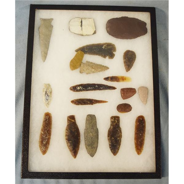 Riker Case: 19 knives, scrapers, points and 1 awl