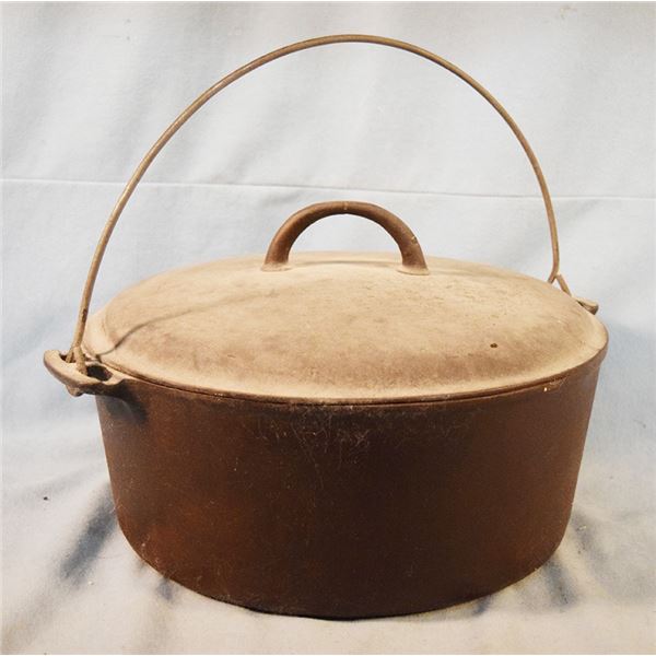 Griswold #10 dutch oven