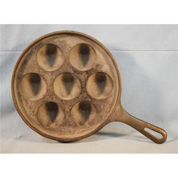 Griswold #962 danish cake pan