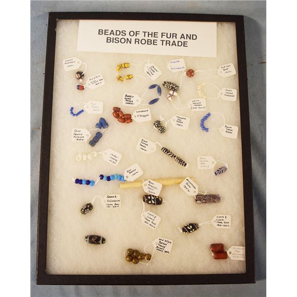 Riker Case: 23 trade beads, string beads as well as singles