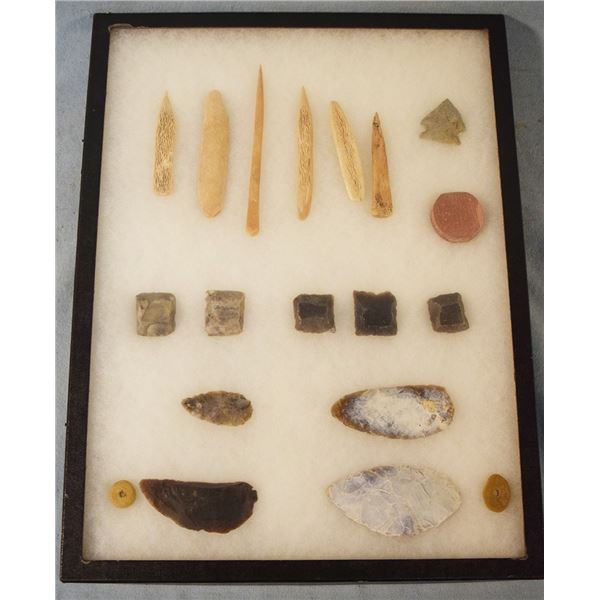 Riker Case: 19 awls, arrowheads, plint, knives and 1 game piece