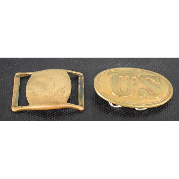 2 pcs: U.S. Cavalry belt buckle & brass unmarked belt buckle