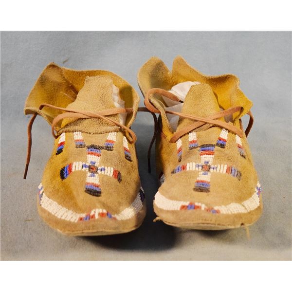 3 pcs: Pair of Beaded moccasins, 10" and single beaded moccasin, 10.5"