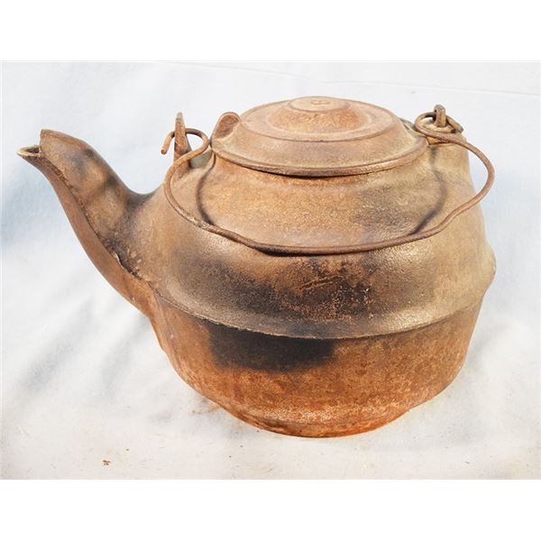 Cast iron tea kettle, stamped "8"