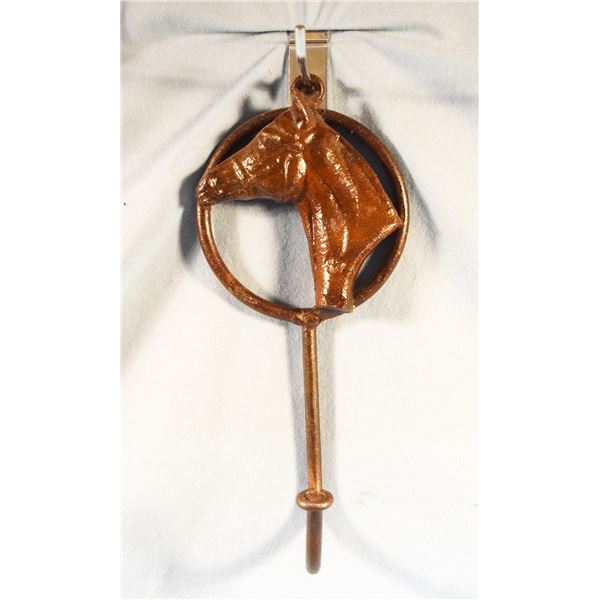 2 pcs: Horse head hat rack, 12.5" tall & C.M. Russell stationary and note cards