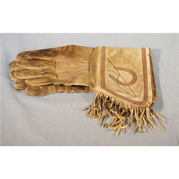 1920's fringed and horseshoe/whip embroidered riding gloves