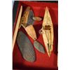 Image 4 : (7) Alaskan artifacts, cased
