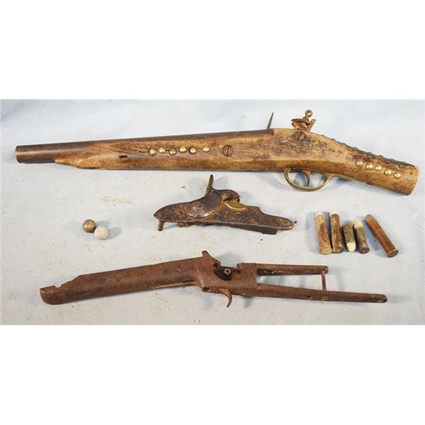 10 pcs: Blacket gun, (2) gun pieces, (5) bullets & (2) musket balls