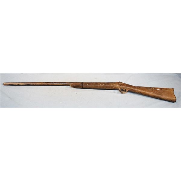 Indian rifle and Assortment of rifle pieces
