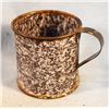 Image 15 : (11) pieces of assorted enamelware
