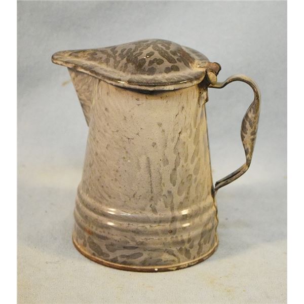 Granite ware coffee pot, 5" tall