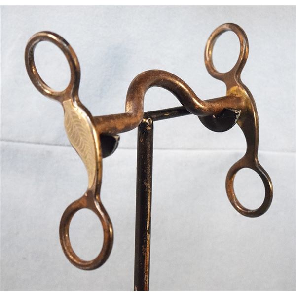 Kelly silver mtd. leaf curb bit