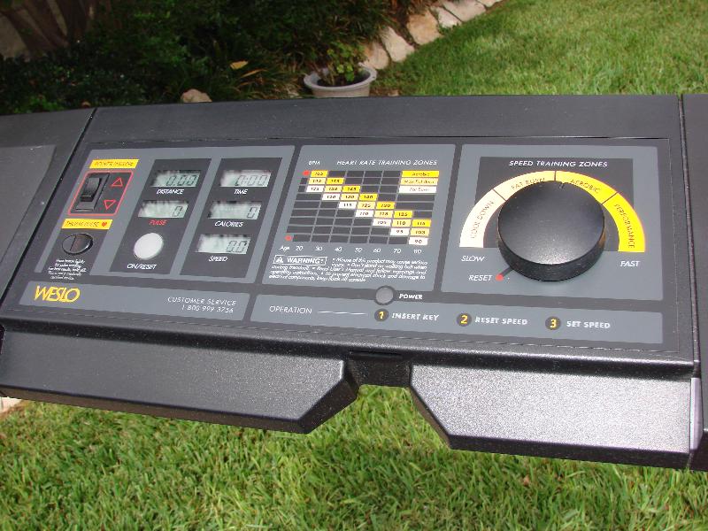 Weslo 1015 TreadmillSpace Saver Model