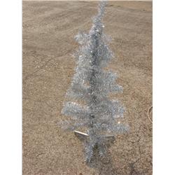 4 Ft. Tall Aluminum Christmas Tree