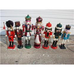 7 Nutcrackers