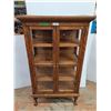 Image 1 : * 4-Tier Claw-Footed Wooden Display Case - Pickup Only
